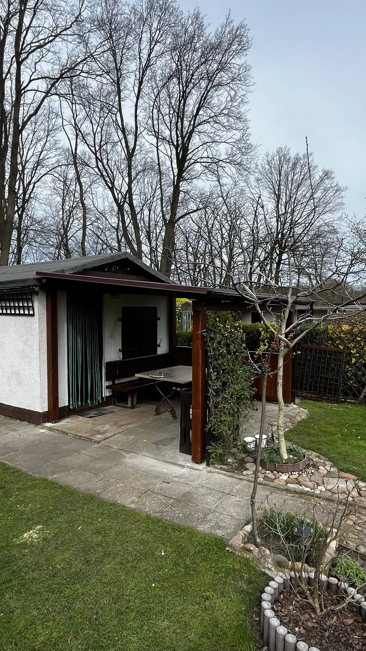 Zadaszenie tarasu domku działkowego Zadaszenia tarasu