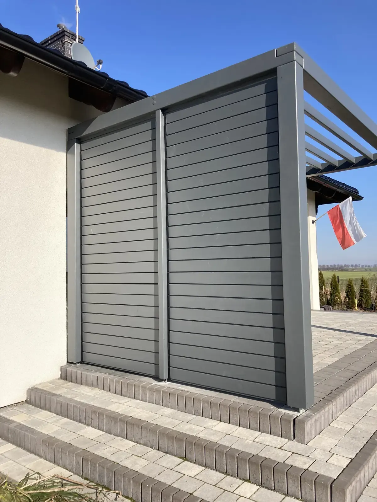 Pergola tarasowa z systemem Pergole