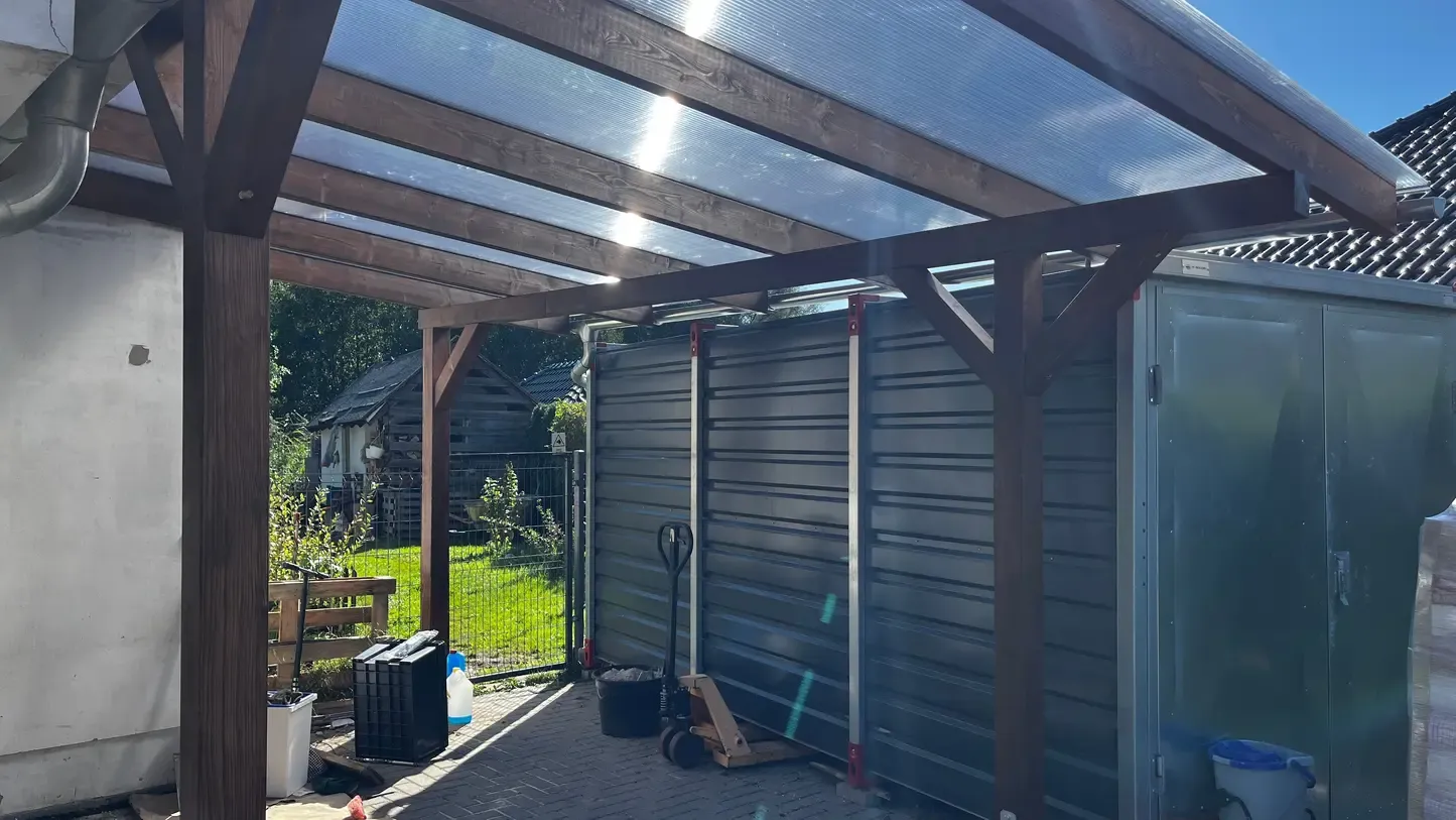 Zadaszenie nad garażem Zadaszenia tarasu