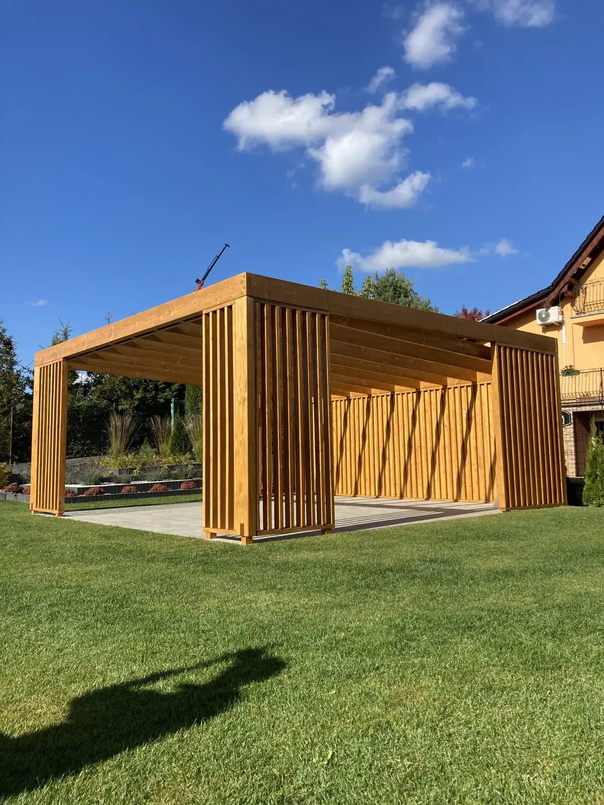 Pergola ogrodowa LED Pergole