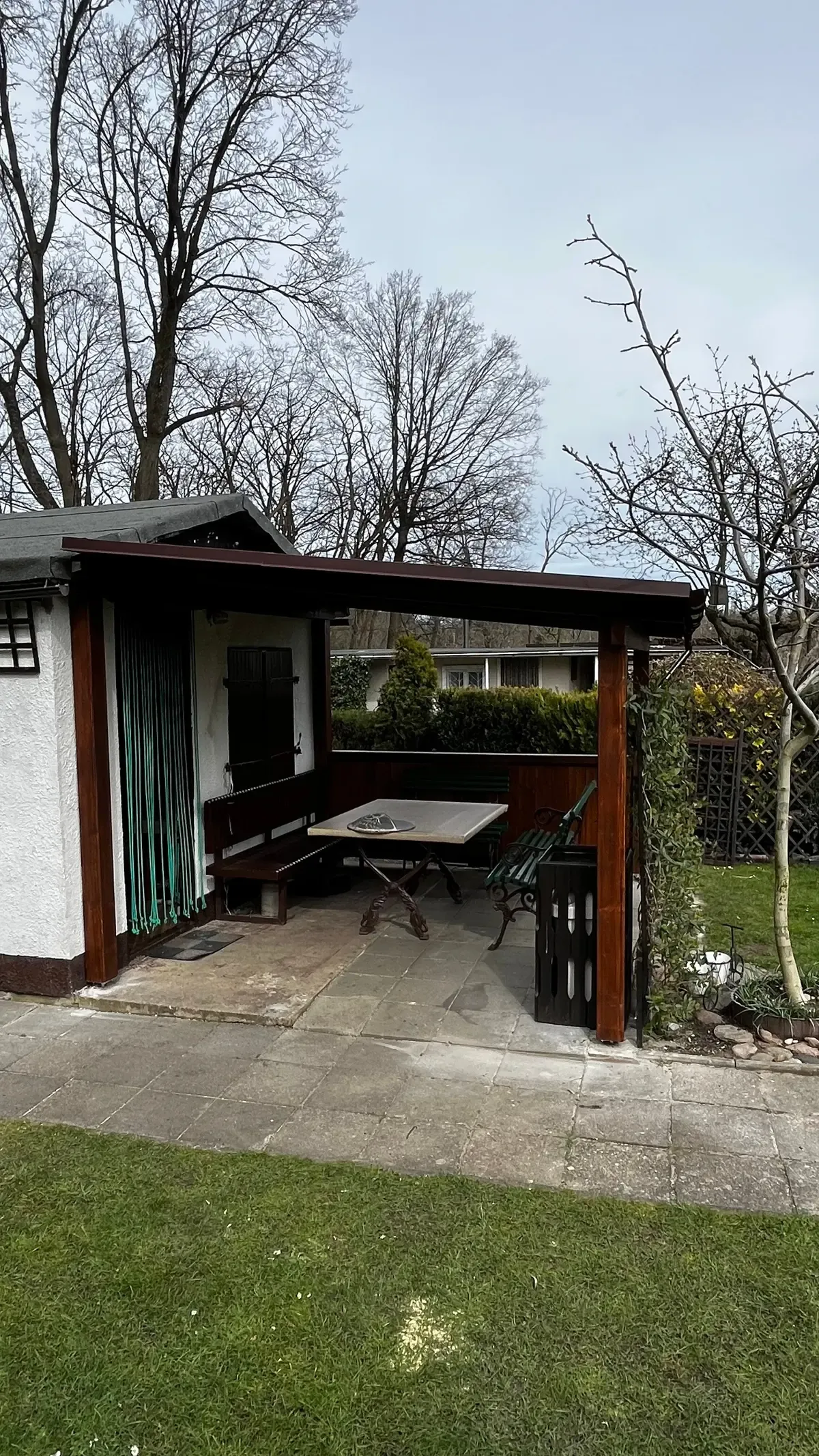 Zadaszenie tarasu domku działkowego Zadaszenia tarasu