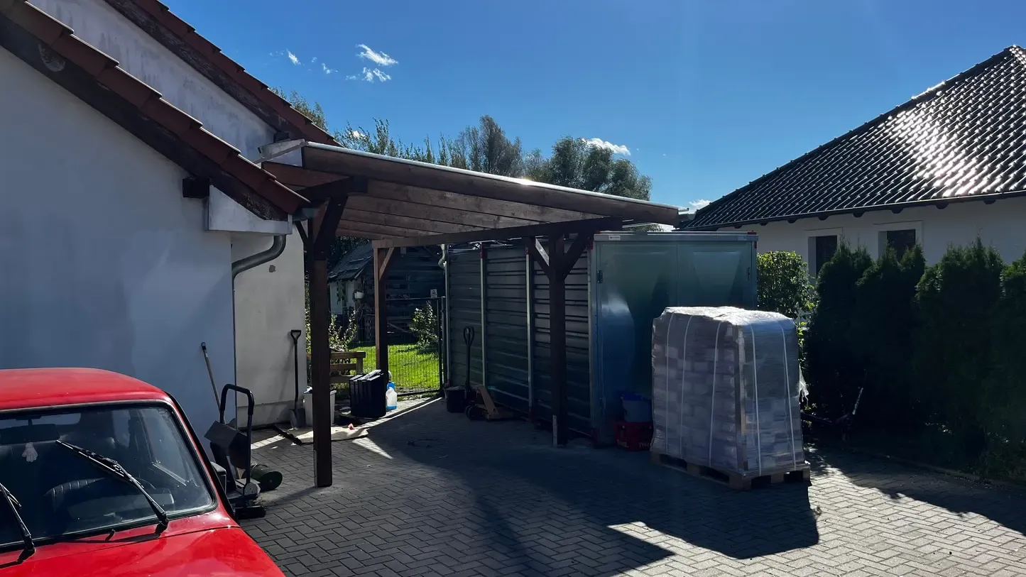 Zadaszenie nad garażem Zadaszenia tarasu