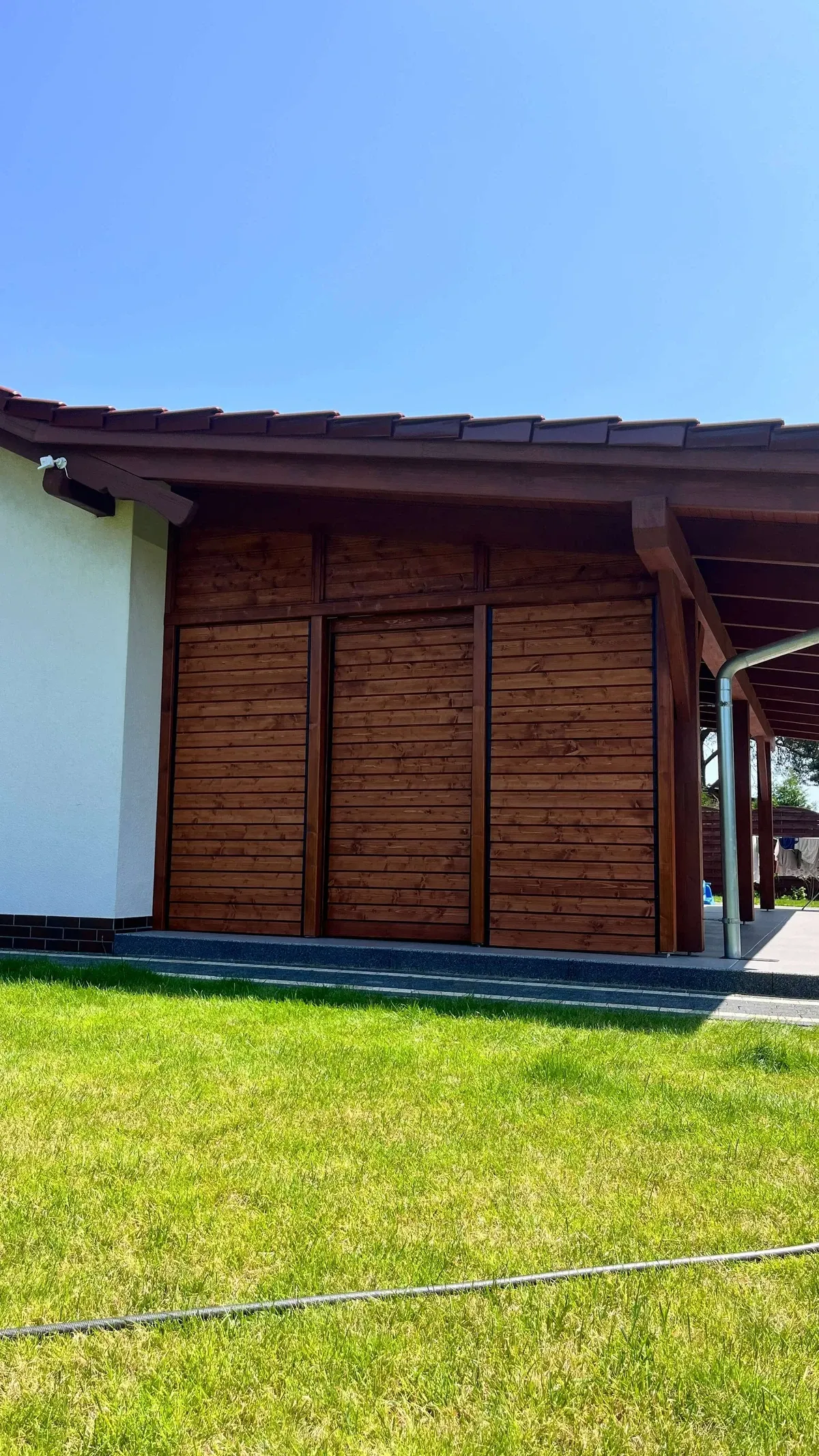 Ściana w systemie ruchomych deseczek Ruchome deseczki